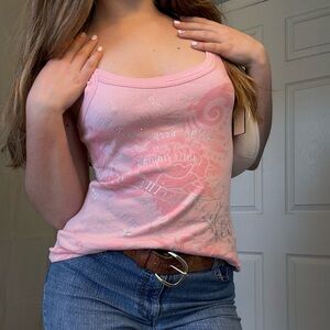 Daisy Fuentes Pink Scoop Neck Graphic Tank